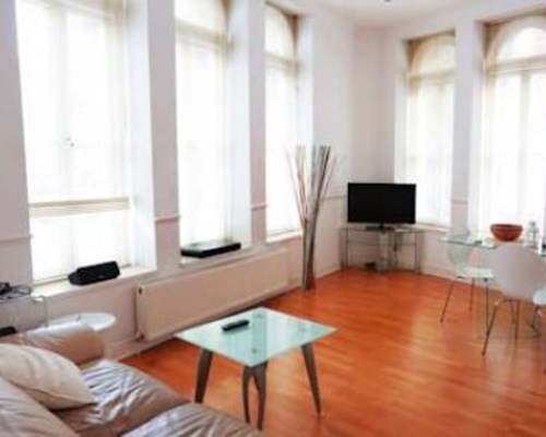 2-Bedroom West End Apartment in London