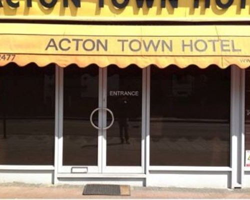 Acton Town Hotel in London
