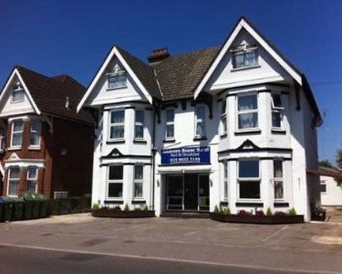 Addenro Bed and Breakfast in Southampton