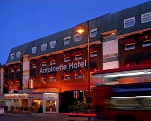 Antoinette Hotel Wimbledon in Wimbledon