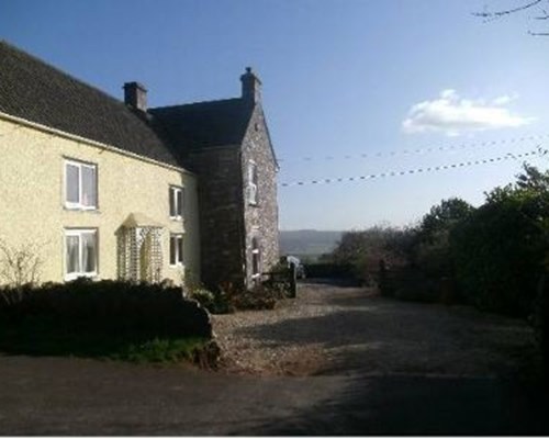 Apple Tree House in Redhill