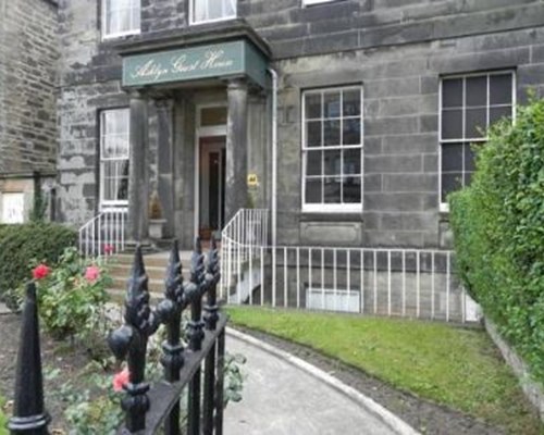 Ashlyn Guest House in Edinburgh