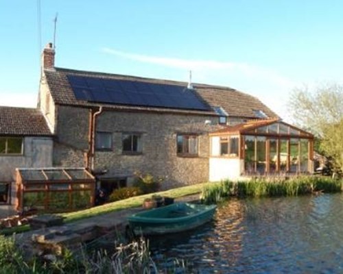 Astwell Mill Bed and Breakfast in Helmdon