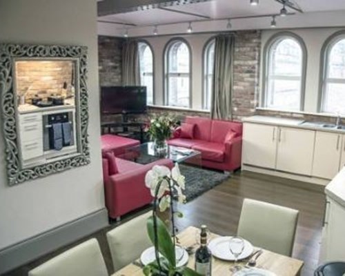 Base Serviced Apartments - Sir Thomas Street in Liverpool