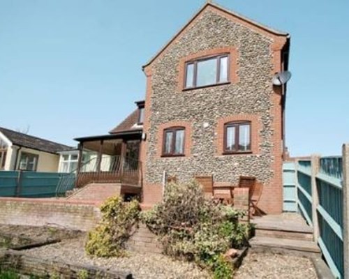 Beach Retreat in Mundesley