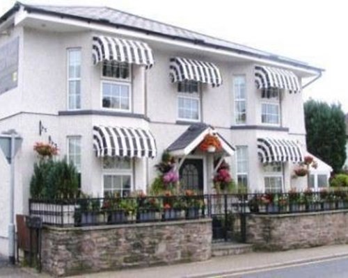 Black Lion Guest House in Abergavenny