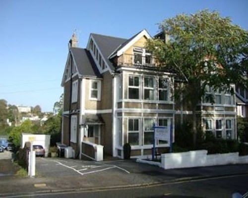 Camelot Guest House in Falmouth