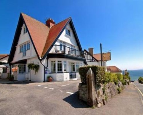 Chellowdene Guest House in Falmouth