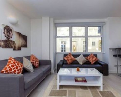 Club Living - Piccadilly & Covent Garden Apartments in London