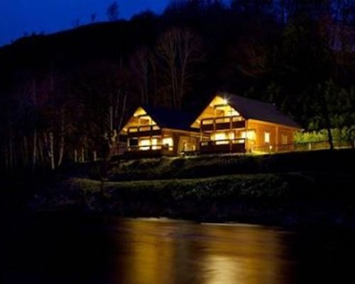 Coed-Y-Glyn Log Cabins in Corwen 