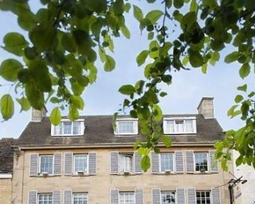Crown & Cushion Hotel in Chipping Norton