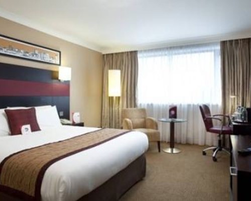 Crowne Plaza Manchester Airport in Manchester