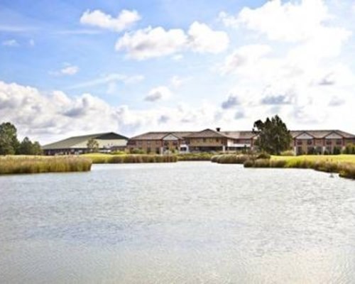 Crowne Plaza Resort Colchester Five Lakes in Maldon
