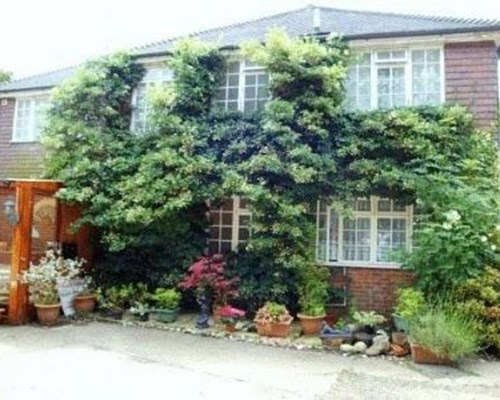 Da Vinci Guest House - Bed And Breakfast - Gatwick in Crawley