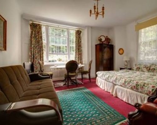 Dawson Place, Juliette's Bed and Breakfast in London