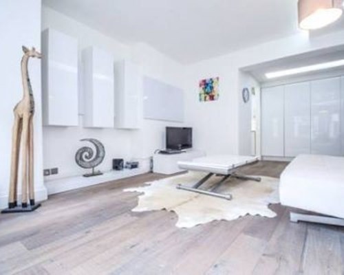 Earls Court Penywern Apartment in London