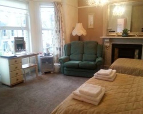 Edingworth Guest House in Lowestoft