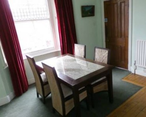 Elm Bank Lodge Guest House in Nottingham