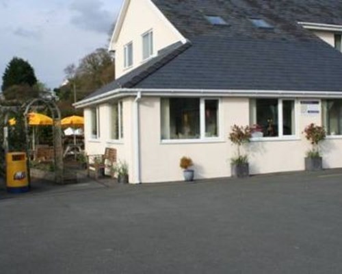 Estuary Lodge Hotel and Restaurant in Harlech