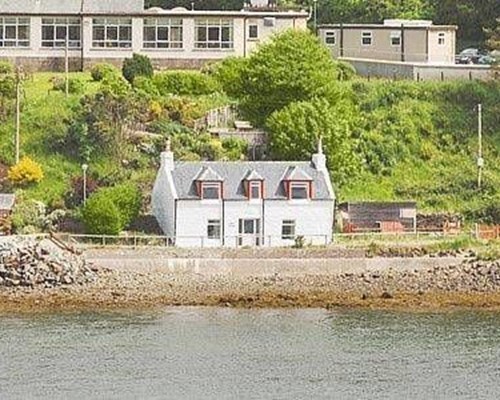 Fleet Cottage in Portree Isle of Skye