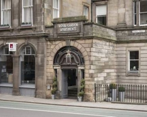 Fountain Court Apartments - Royal Garden in Edinburgh