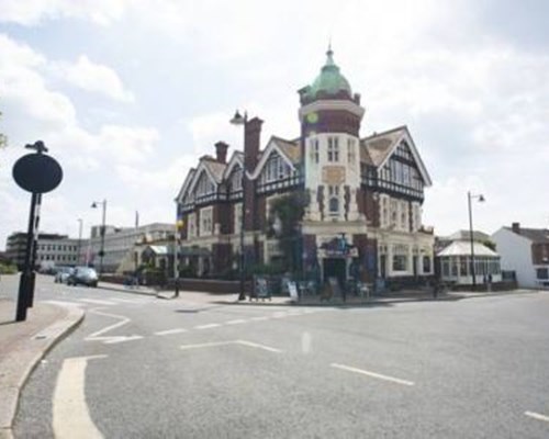 Grand Victorian Hotel – RelaxInnz in Worthing