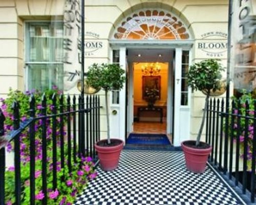 Grange Blooms Hotel in London