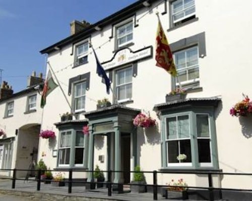 Gwesty'r Emlyn Hotel in Newcastle Emlyn