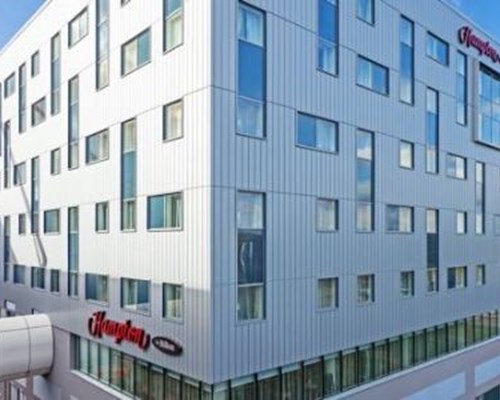 Hampton by Hilton London Gatwick Airport in London