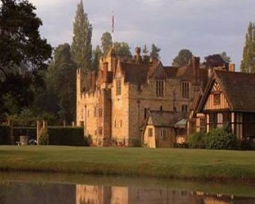 Hever Castle Luxury Bed and Breakfast in Edenbridge