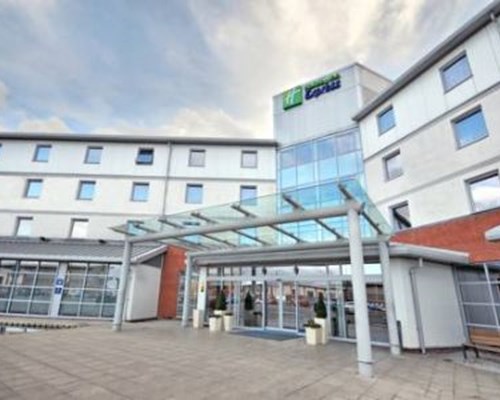 Holiday Inn Express Leigh - Sports Village in Leigh