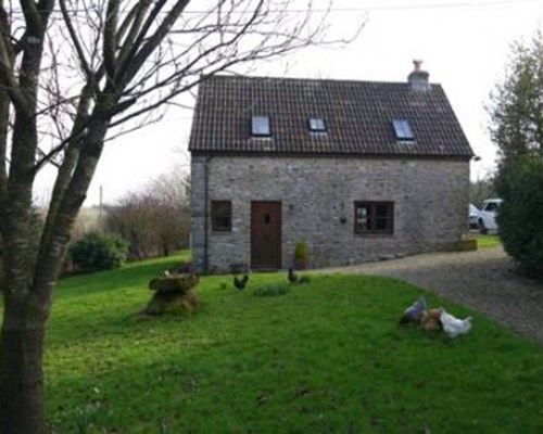 Hollybush Barn in Leigh-on-Mendip