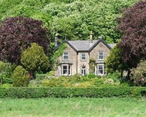 Holmefield Country Guest House in Matlock