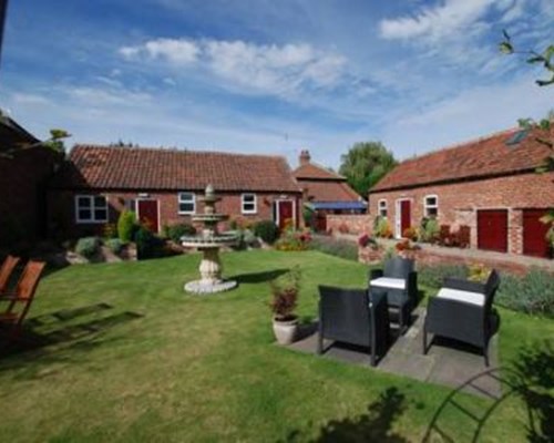 Home Farm & Lodge in Austerfield