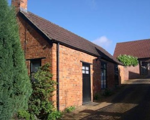 Home Farm Barn in Sudborough