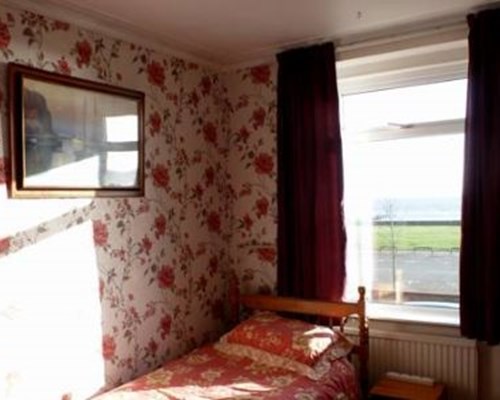 Homelea Guest House in Lowestoft