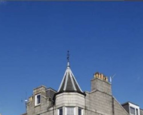 Howburn Residence in Aberdeen