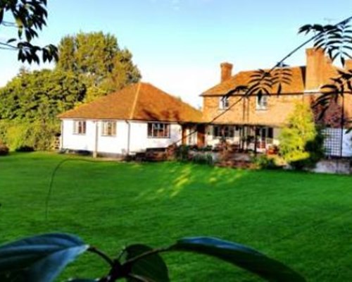 Iffin Farmhouse in Canterbury