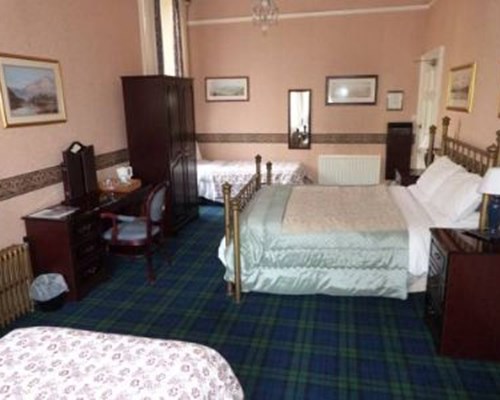 Kilcreggan Hotel in Helensburgh