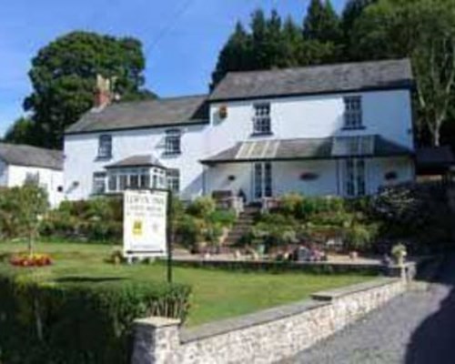 Llwyn Onn Guest House in Merthyr Tydfil, South Wales