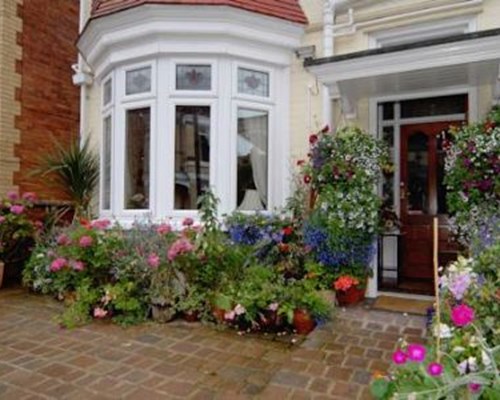 Longleigh Guesthouse in Bridlington