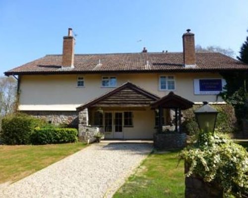 Lyncombe Lodge Hotel in Churchill