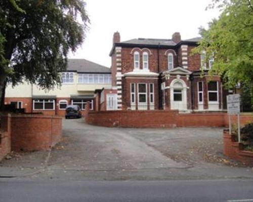 Mount Guest House in Audenshaw, Manchester