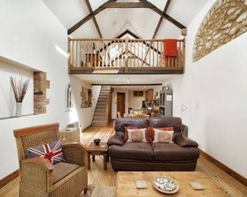 Oaktree Barn in Crewkerne