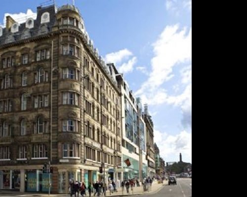 Old Waverley Hotel in Edinburgh