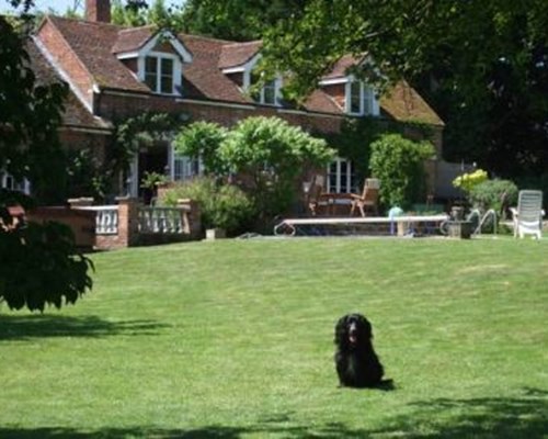 Packridge Apartments and Bed & Breakfast in Romsey