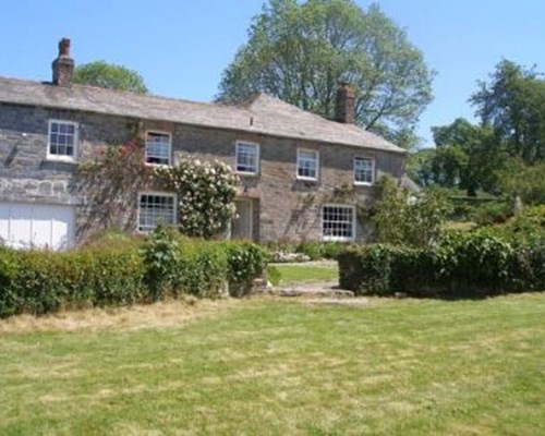 Park Farmhouse Bed and Breakfast in Washaway