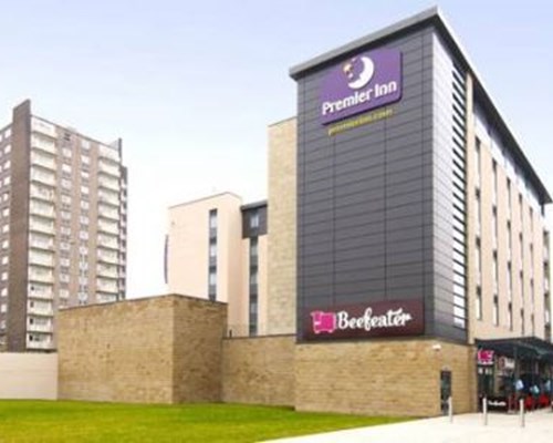 Premier Inn Halifax Town Centre in Halifax