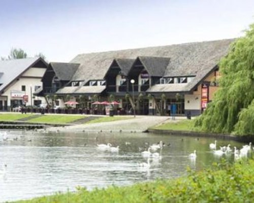 Premier Inn Milton Keynes East - Willen Lake in Milton Keynes