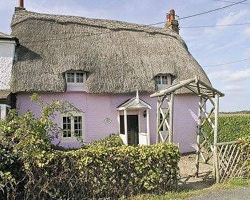 Raspberry Cottage in Ripple 